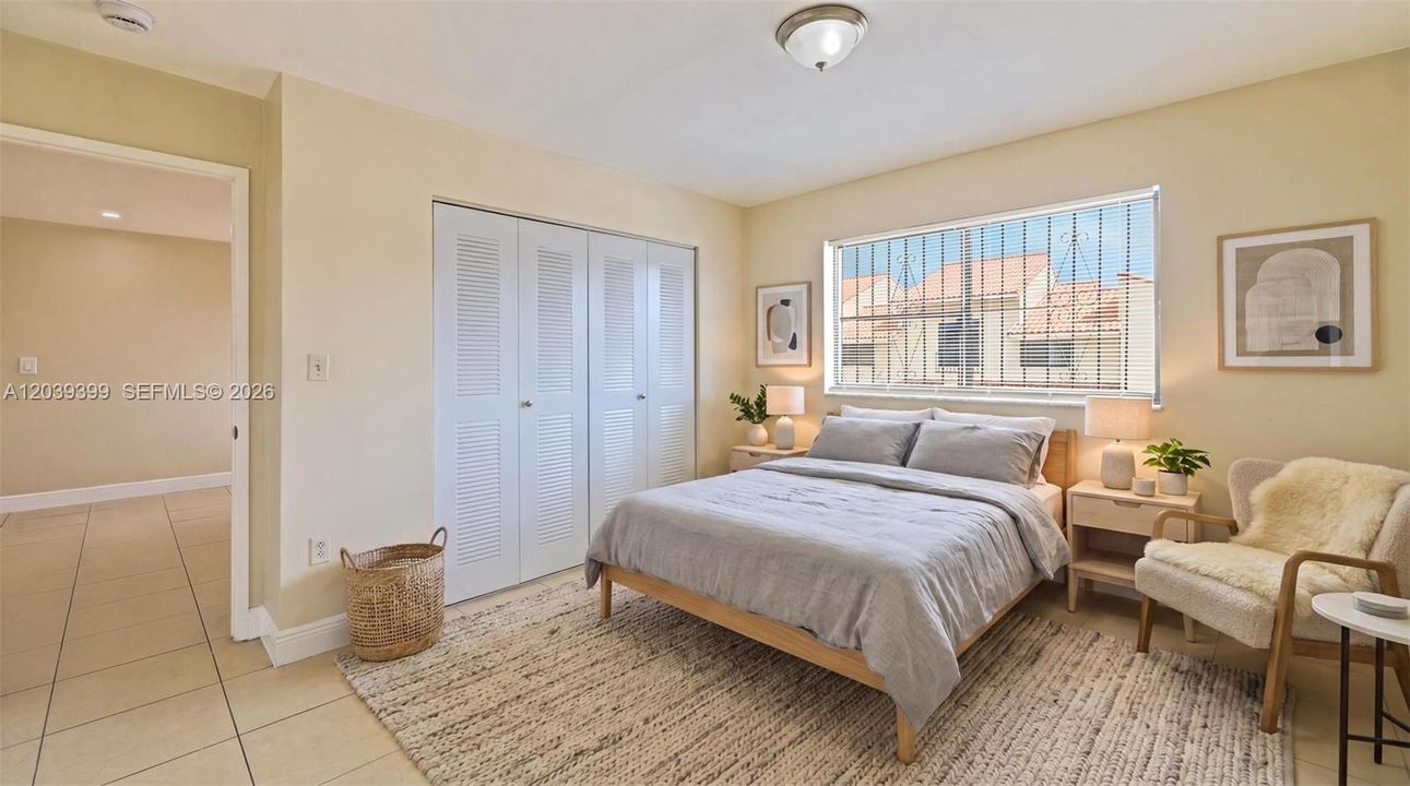 For Sale: $249,900 (2 beds, 2 baths, 755 Square Feet)