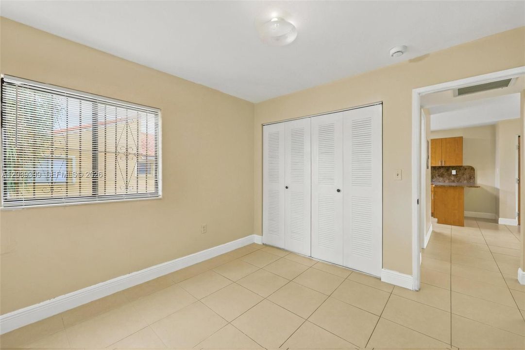 For Sale: $249,900 (2 beds, 2 baths, 755 Square Feet)
