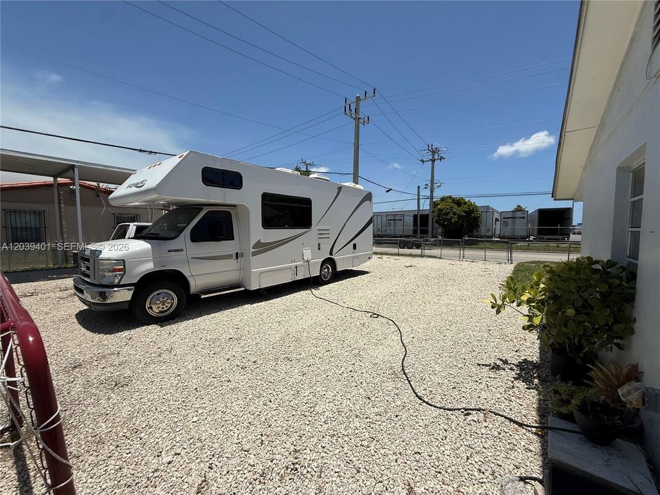 En Venta: $500,000 (3 camas, 1 baños, 936 Pies cuadrados)