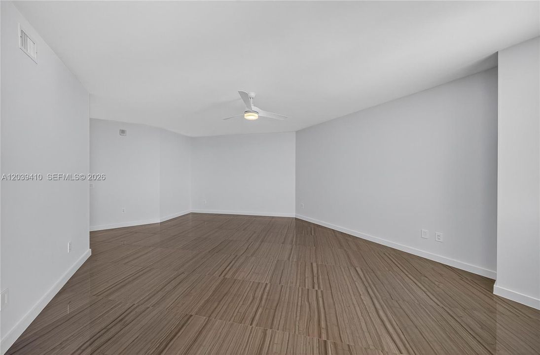В аренду: $14,900 (3 спален, 3 ванн, 3062 Квадратных фут)