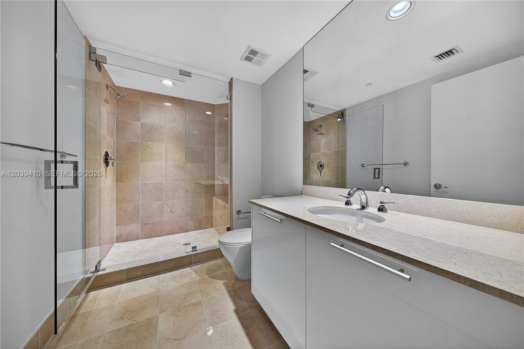 В аренду: $14,900 (3 спален, 3 ванн, 3062 Квадратных фут)