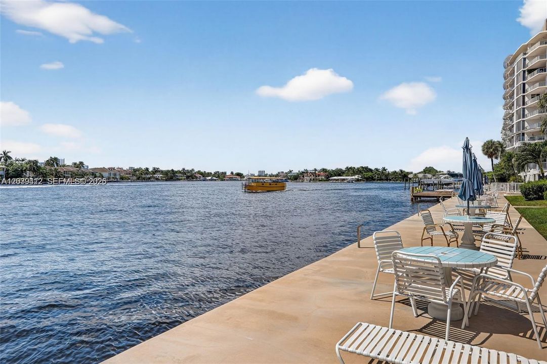 For Sale: $474,000 (1 beds, 1 baths, 770 Square Feet)