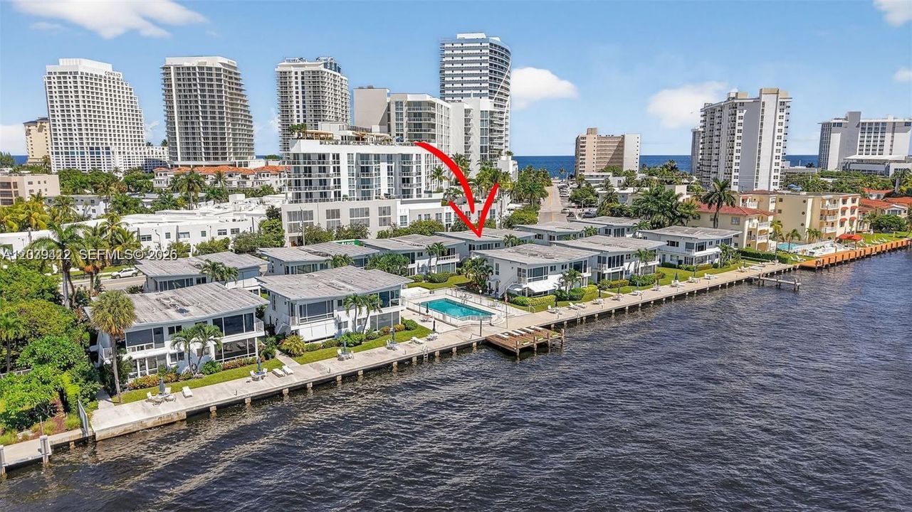 For Sale: $474,000 (1 beds, 1 baths, 770 Square Feet)