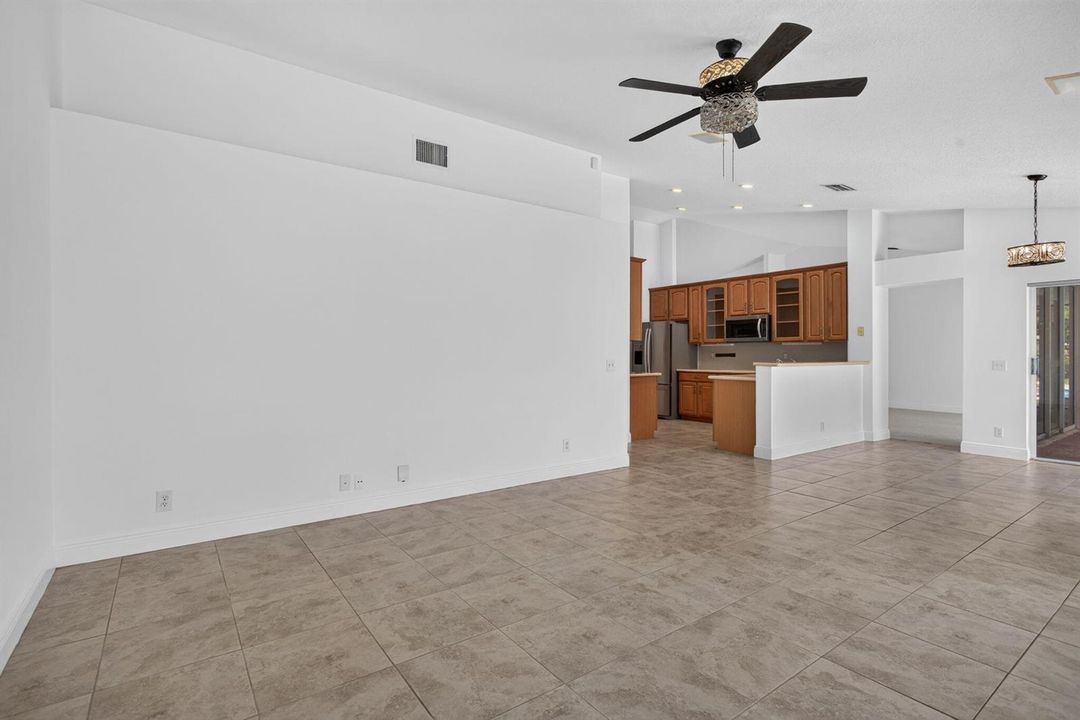 24-web-or-mls-9175-6745