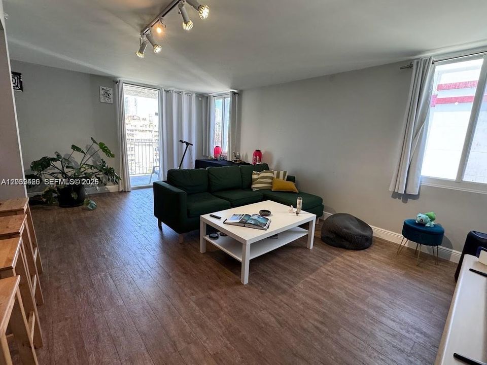 En Renta: $2,800 (2 camas, 2 baños, 914 Pies cuadrados)