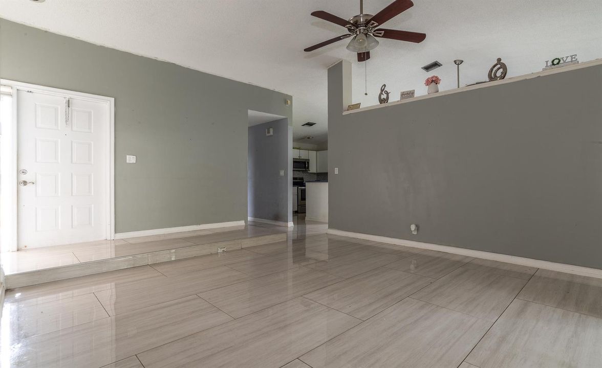 08-11690 Timberwood Rd-DSC_9657-MLS