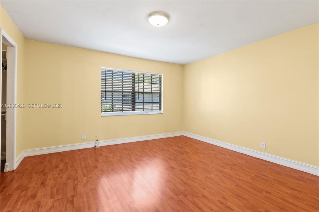 For Rent: $2,950 (3 beds, 2 baths, 1630 Square Feet)