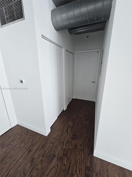 En Renta: $2,375 (0 camas, 1 baños, 638 Pies cuadrados)