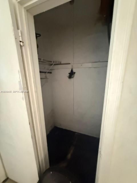 For Sale: $339,000 (2 beds, 1 baths, 1488 Square Feet)