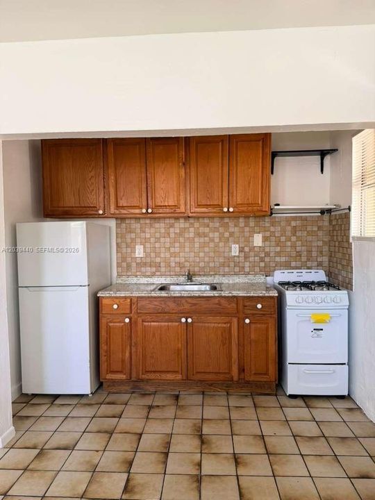 En Renta: $1,550 (1 camas, 1 baños, 2267 Pies cuadrados)