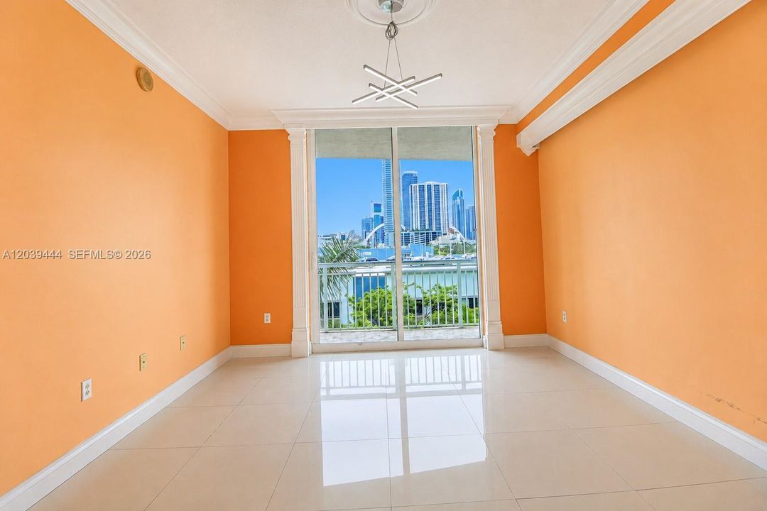 En Venta: $249,900 (1 camas, 1 baños, 638 Pies cuadrados)