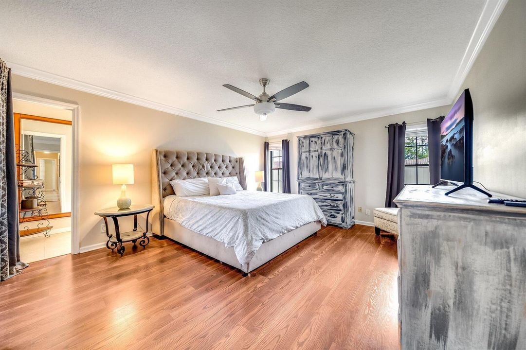 37-web-or-mls-JOY07758