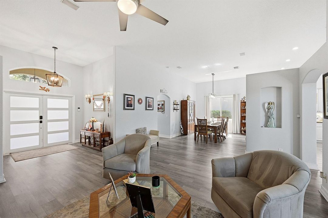 01-all_floors_5349_oakmont_village_circl