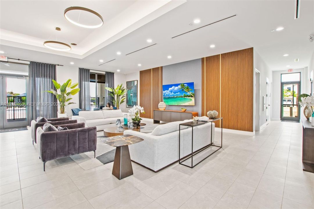 En Venta: $450,000 (3 camas, 3 baños, 1328 Pies cuadrados)