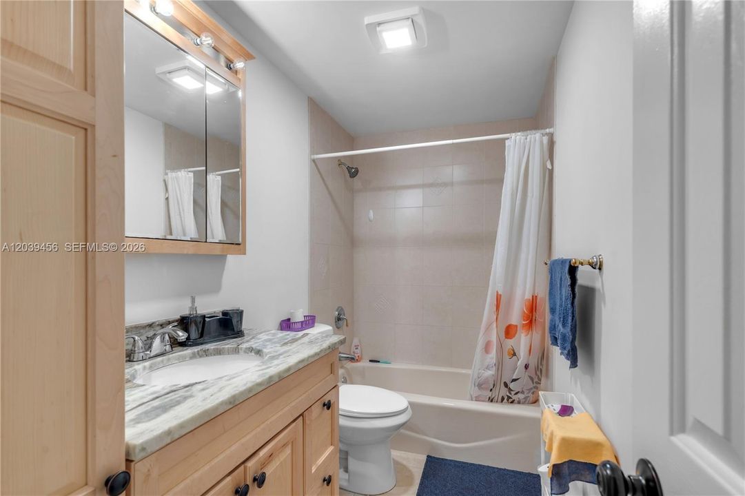 For Sale: $545,000 (3 beds, 2 baths, 1456 Square Feet)