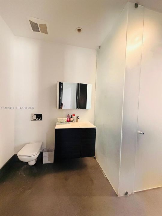 En Renta: $12,850 (4 camas, 3 baños, 3200 Pies cuadrados)