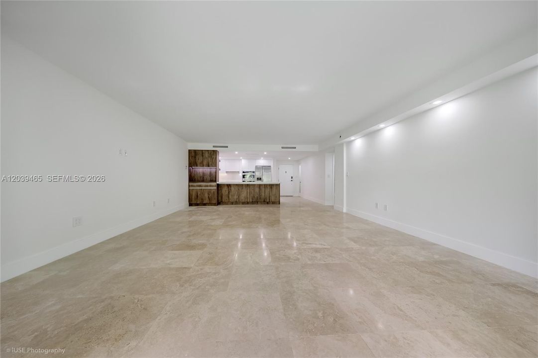 В аренду: $8,000 (3 спален, 2 ванн, 0 Квадратных фут)