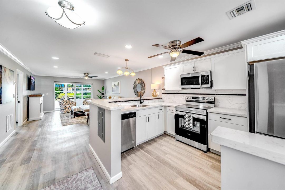 Kitchen/Living