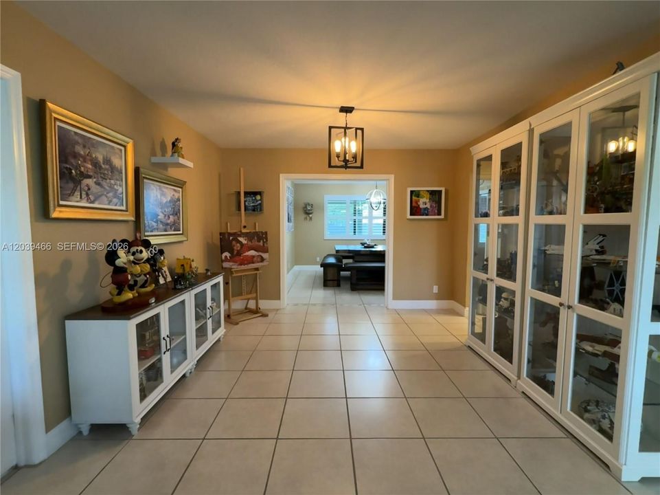 En Venta: $931,350 (4 camas, 2 baños, 2232 Pies cuadrados)