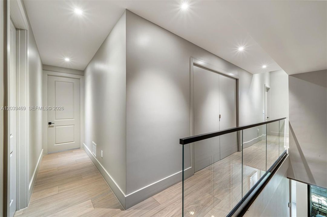 For Sale: $5,500,000 (5 beds, 5 baths, 3461 Square Feet)