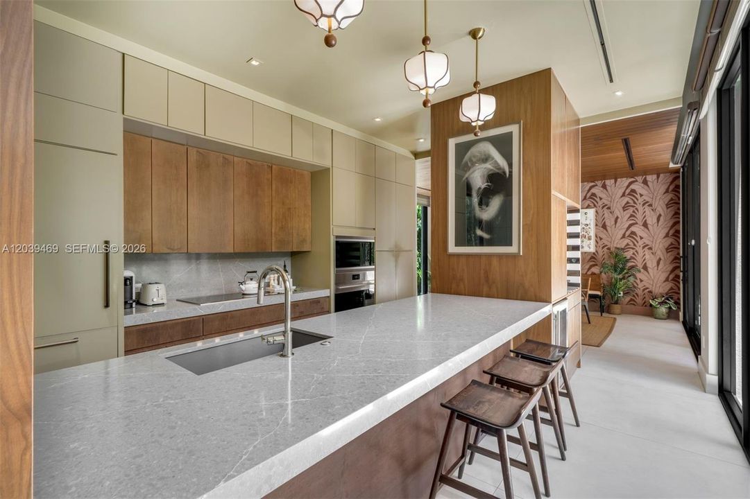For Sale: $5,500,000 (5 beds, 5 baths, 3461 Square Feet)