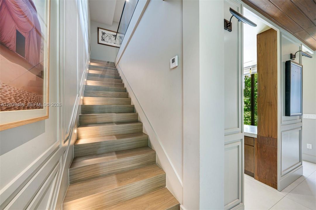 For Sale: $5,500,000 (5 beds, 5 baths, 3461 Square Feet)