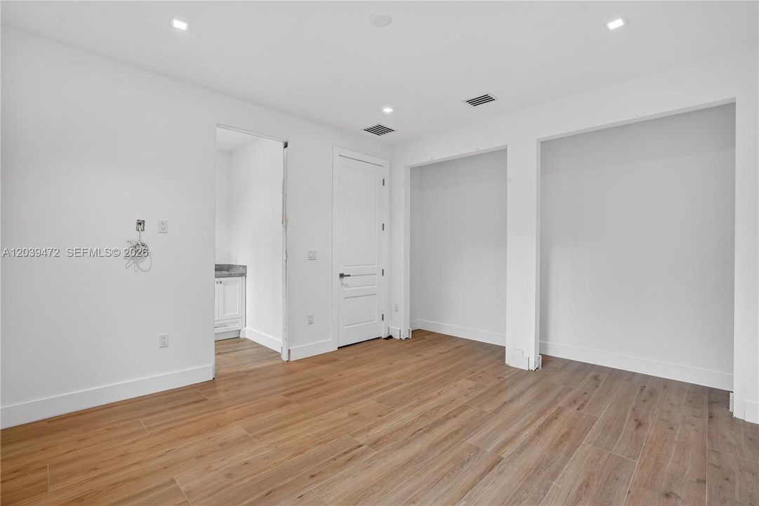 En Venta: $3,999,999 (4 camas, 4 baños, 2855 Pies cuadrados)