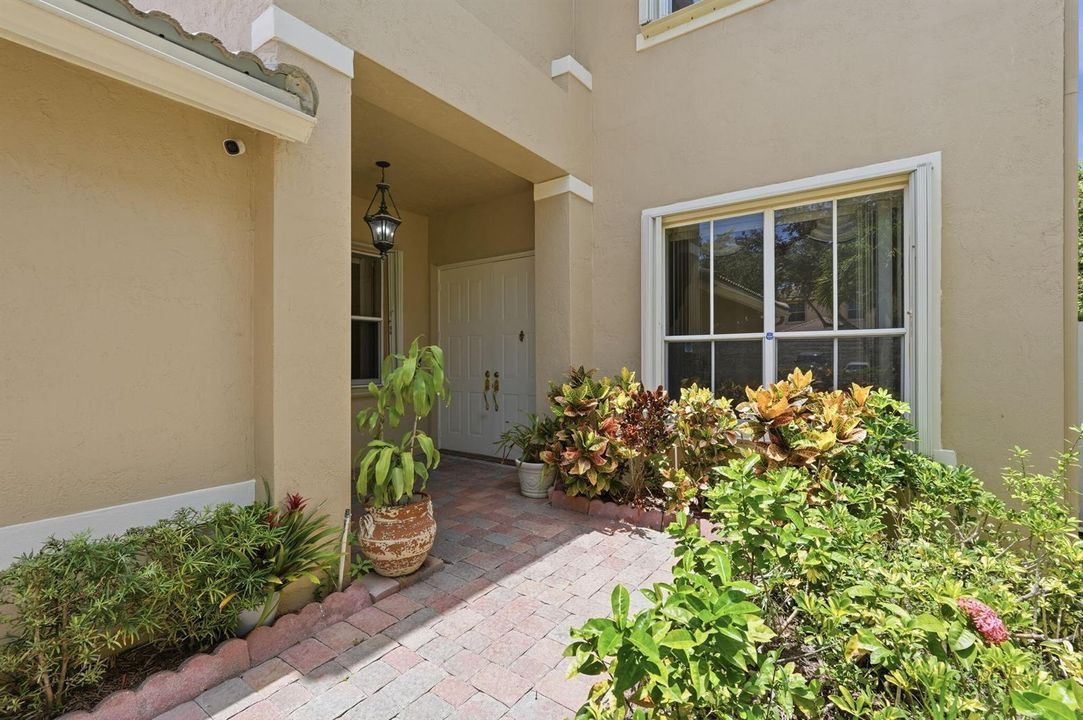 54-web-or-mls-3956_Torres_Cir_053