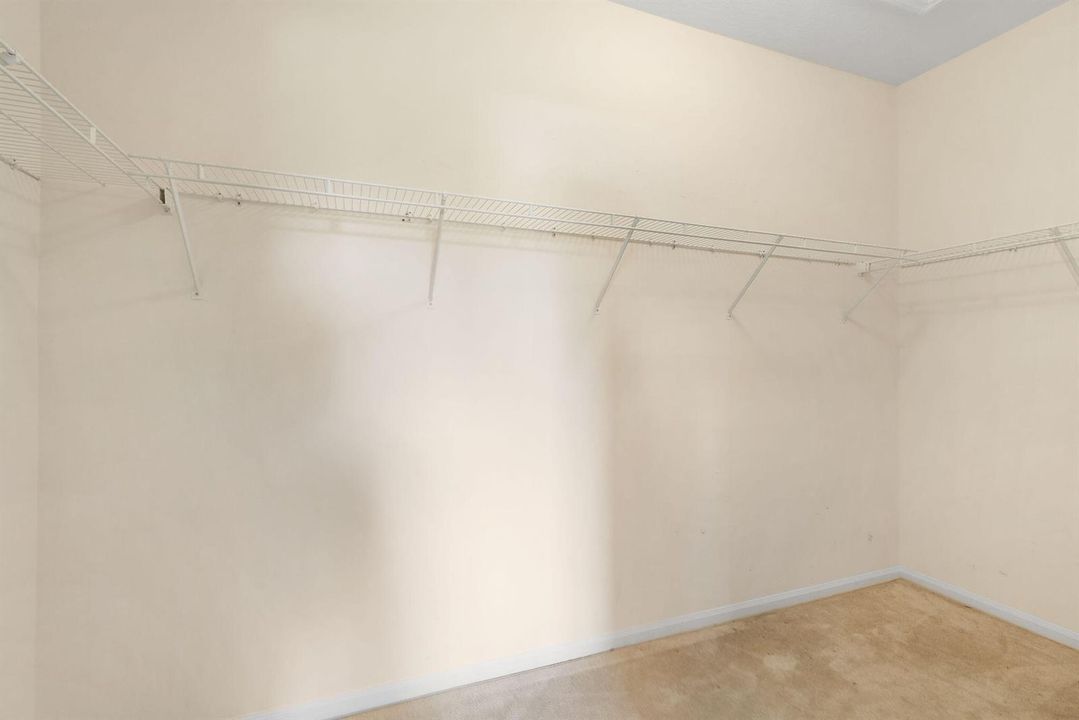 12-web-or-mls-3956_Torres_Cir_058