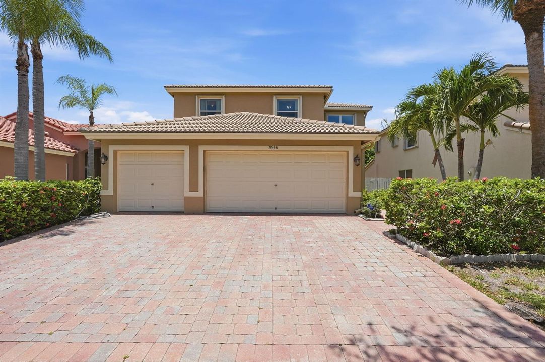 56-web-or-mls-3956_Torres_Cir_055