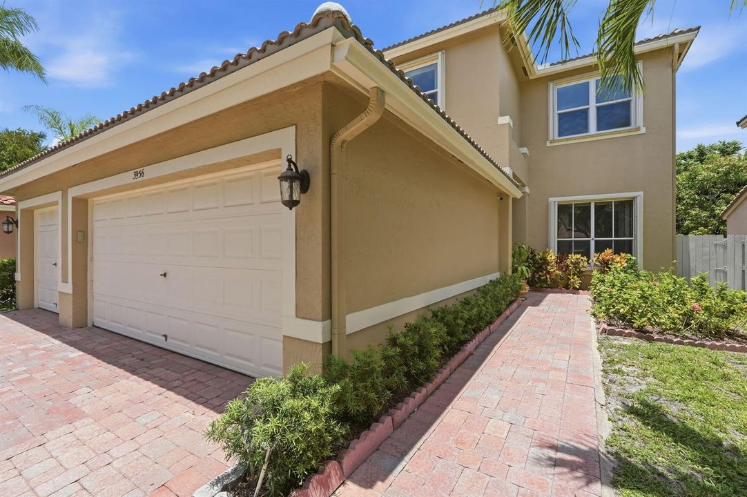 55-web-or-mls-3956_Torres_Cir_054