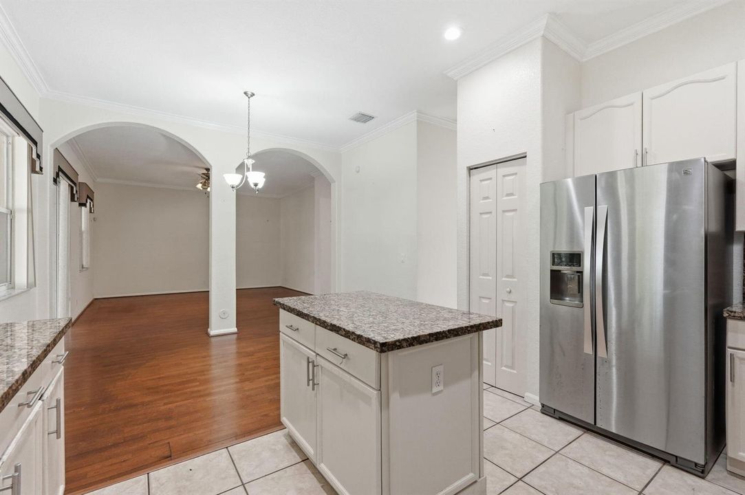 46-web-or-mls-3956_Torres_Cir_045