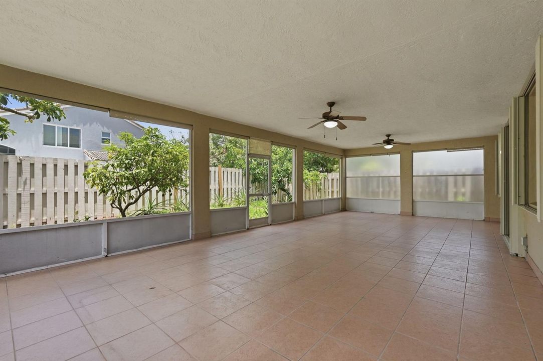 51-web-or-mls-3956_Torres_Cir_050