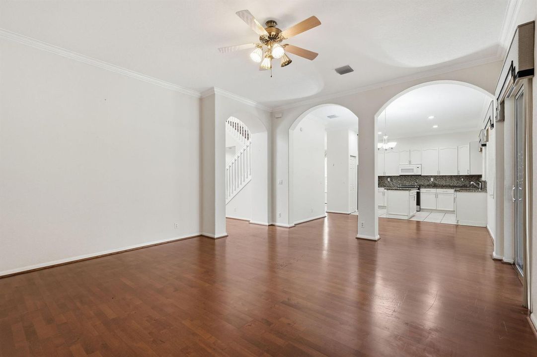 40-web-or-mls-3956_Torres_Cir_039