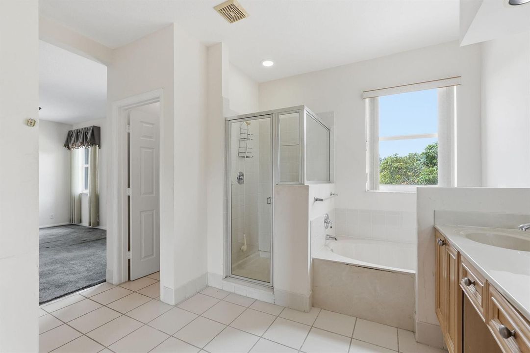 11-web-or-mls-3956_Torres_Cir_011