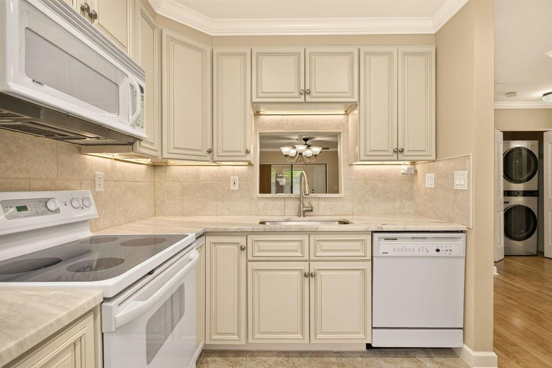 15-web-or-mls-353-7459