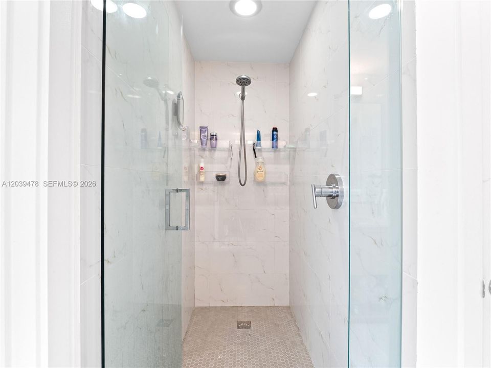 En Venta: $630,000 (2 camas, 2 baños, 1123 Pies cuadrados)