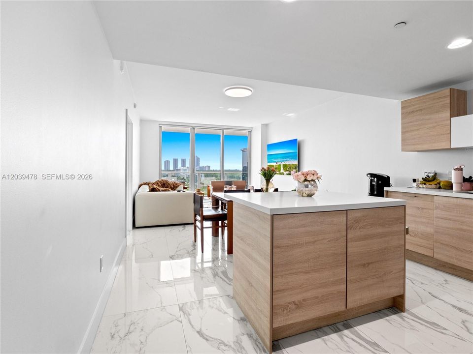 En Venta: $630,000 (2 camas, 2 baños, 1123 Pies cuadrados)