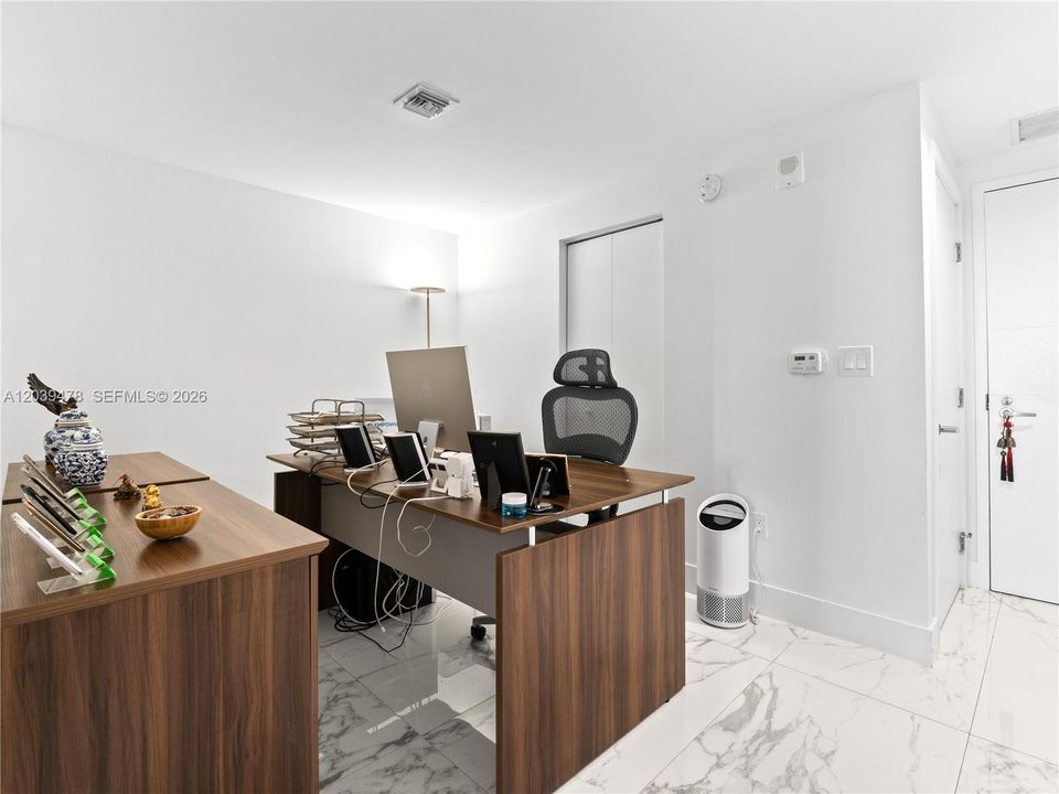 En Venta: $630,000 (2 camas, 2 baños, 1123 Pies cuadrados)