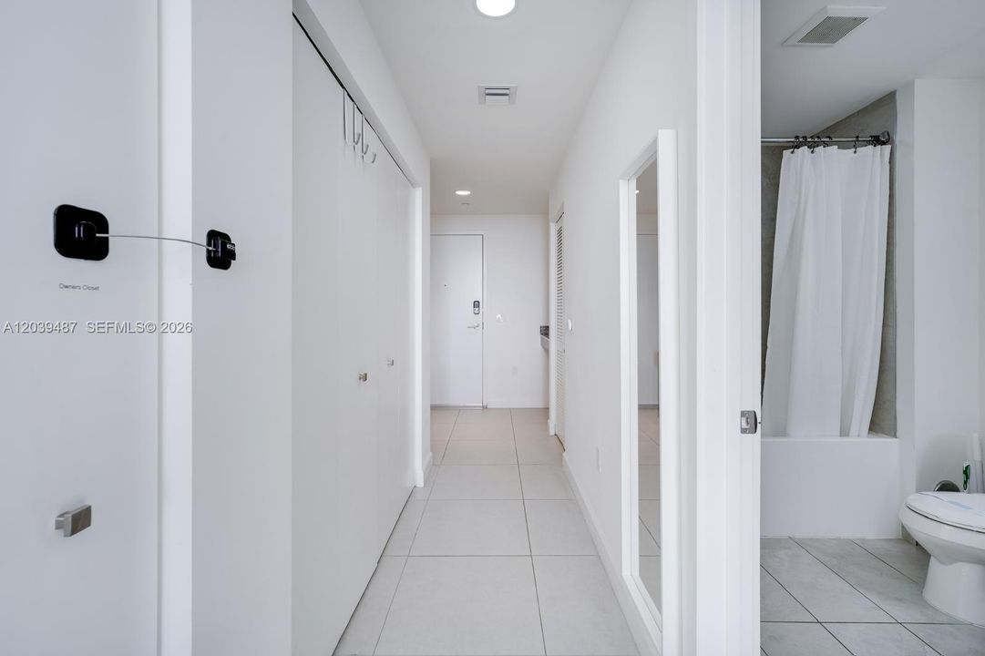 En Renta: $4,350 (2 camas, 2 baños, 1040 Pies cuadrados)