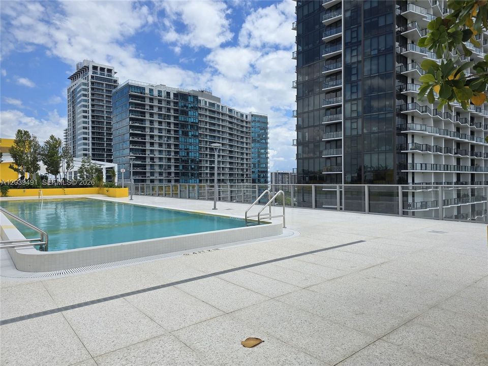 For Rent: $5,000 (1 beds, 2 baths, 0 Square Feet)