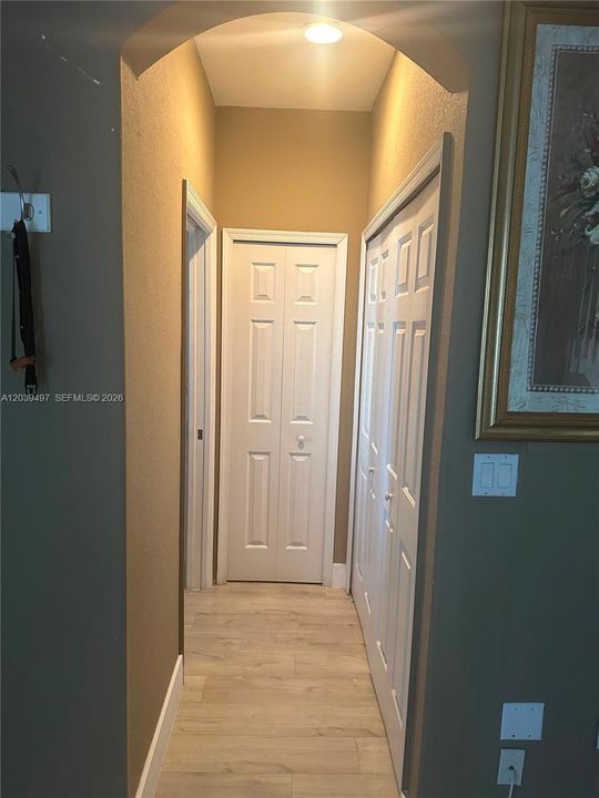 For Sale: $300,000 (3 beds, 2 baths, 1302 Square Feet)