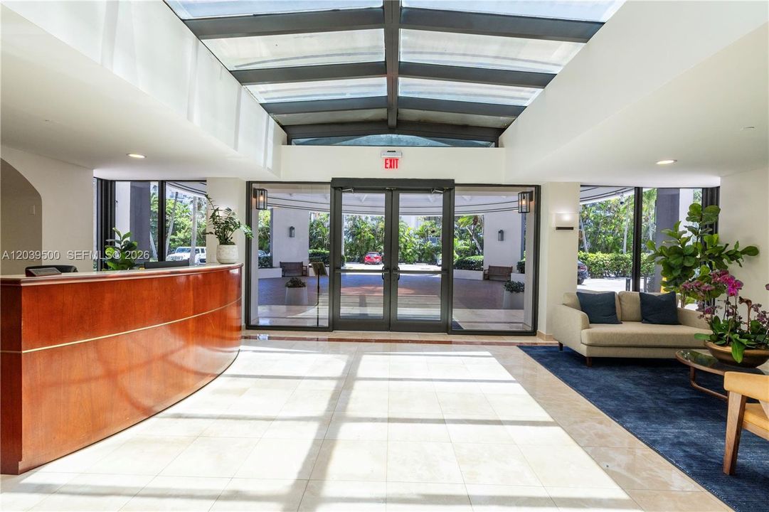 For Sale: $469,000 (1 beds, 1 baths, 900 Square Feet)