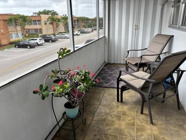 Screened Patio