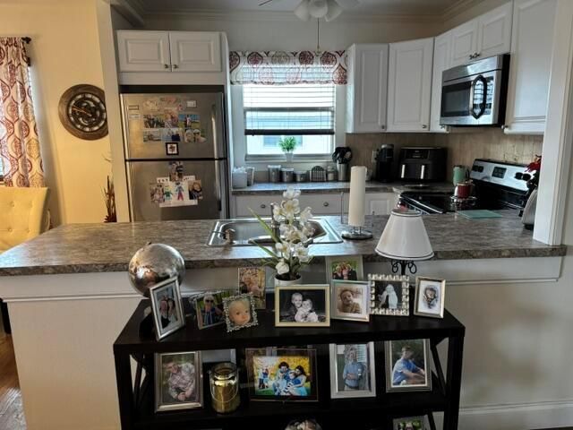 Open Kitchen
