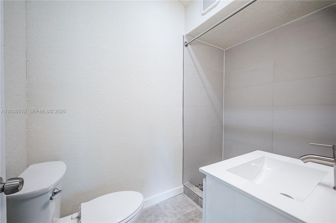 For Rent: $1,025 (2 beds, 1 baths, 0 Square Feet)