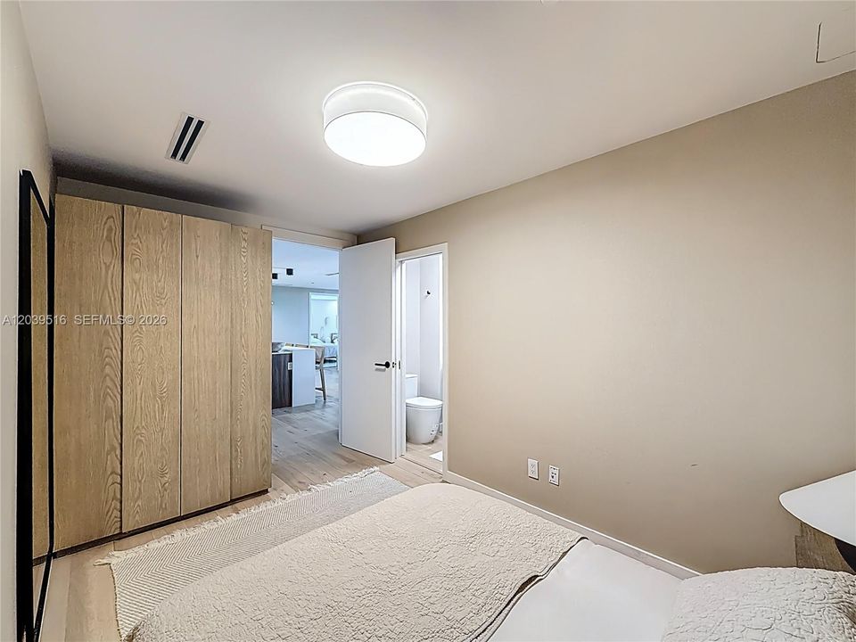В аренду: $18,000 (2 спален, 3 ванн, 1542 Квадратных фут)