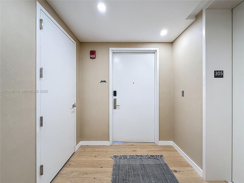 В аренду: $18,000 (2 спален, 3 ванн, 1542 Квадратных фут)