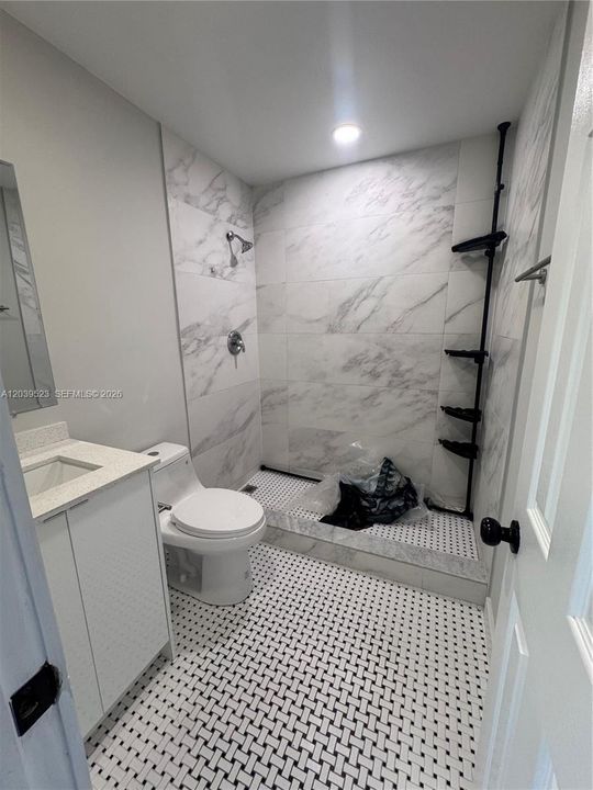En Renta: $2,600 (2 camas, 1 baños, 2544 Pies cuadrados)