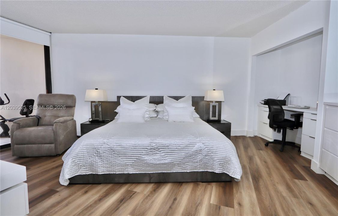 En Renta: $4,600 (1 camas, 1 baños, 1230 Pies cuadrados)